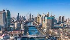 英超足球比分中超-英超与中超,比分背后的足球文化与产业镜像
